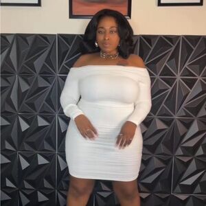 Elegant Off-Shoulder White Dress XL